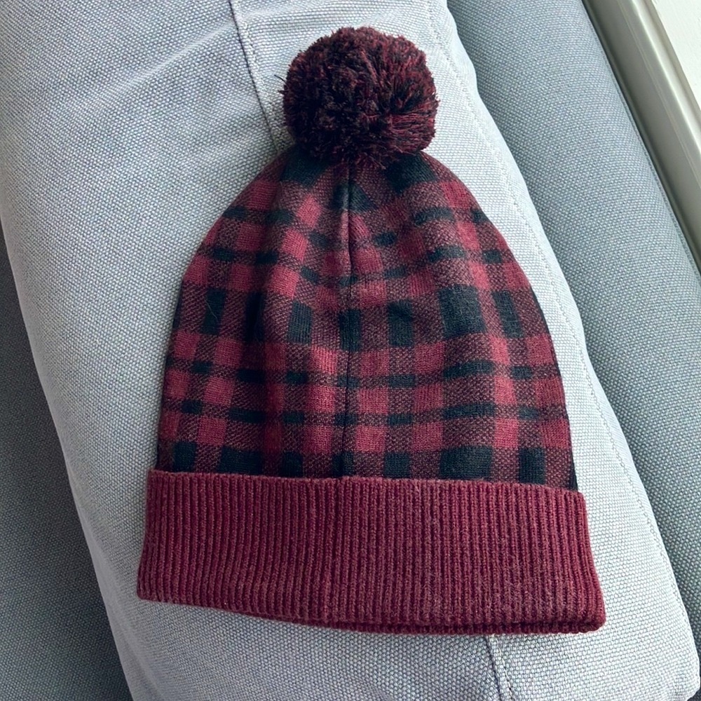 SOLD!!!Coach New York Plaid Pom hat wool blend so soft burgundy & black MSRP $95